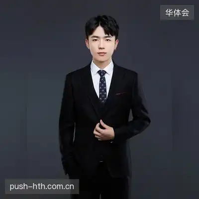 潘霖柠